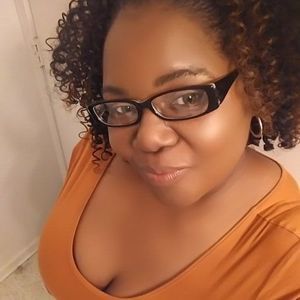 Meet your Posher, Sandy